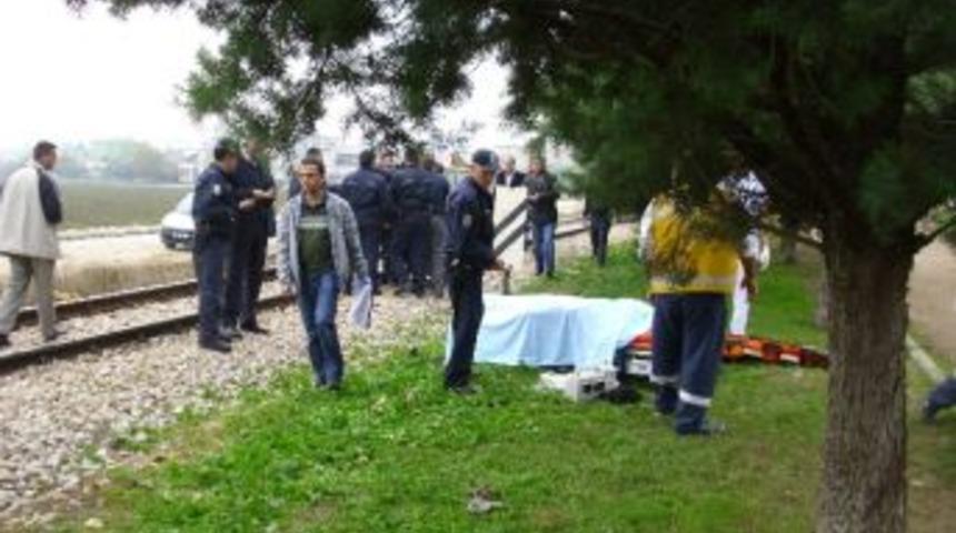 Ceyhan&rsquo;da Tren Kazası: 1 &Ouml;l&uuml;