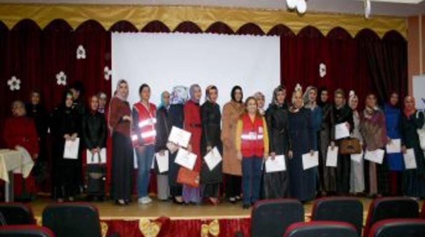 Bur&ccedil; Anaokulu'nda Ilk Yardım Eğitimi