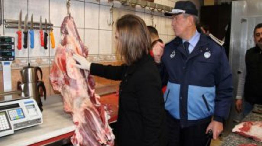 Denizli&rsquo;de Kasaplar Denetlendi