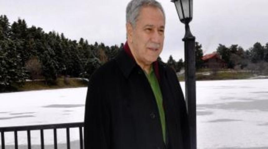 Arın&ccedil;: Muhalefetin Anayasa Mahkemesi'ne Gitmesi Olağan&uuml;st&uuml; Bir Durum Değil