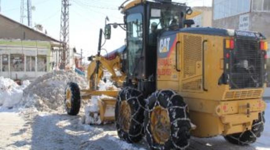 Başkale&rsquo;de Karla M&uuml;cadele &Ccedil;alışması