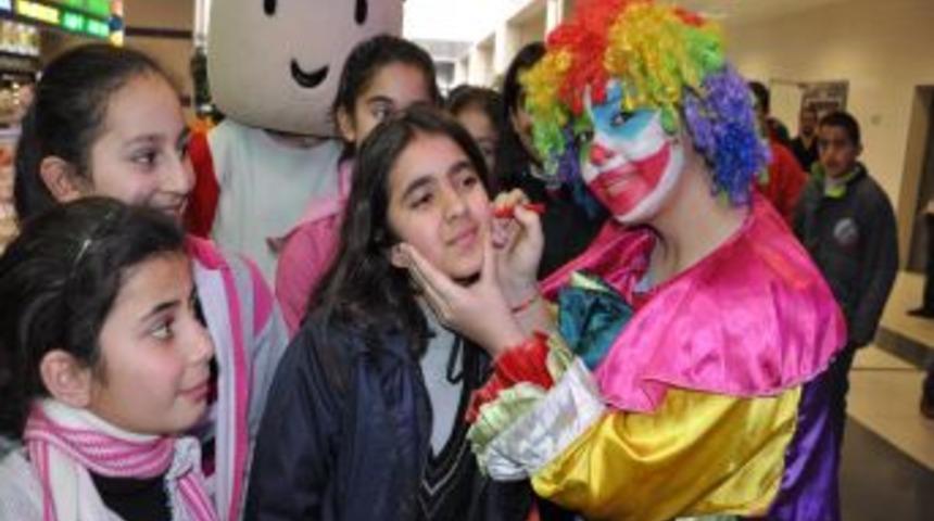 K&ouml;y &Ccedil;ocukları Eğlenceye Doydu