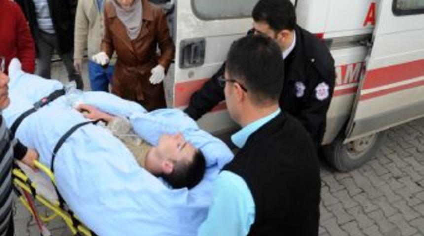 Arkadaşını &Ouml;ld&uuml;ren Asker Kendini Yaraladı