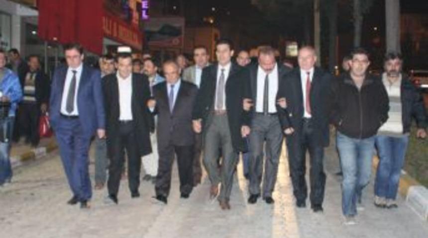 MHP Se&ccedil;im startını Emlalı'da verdi.