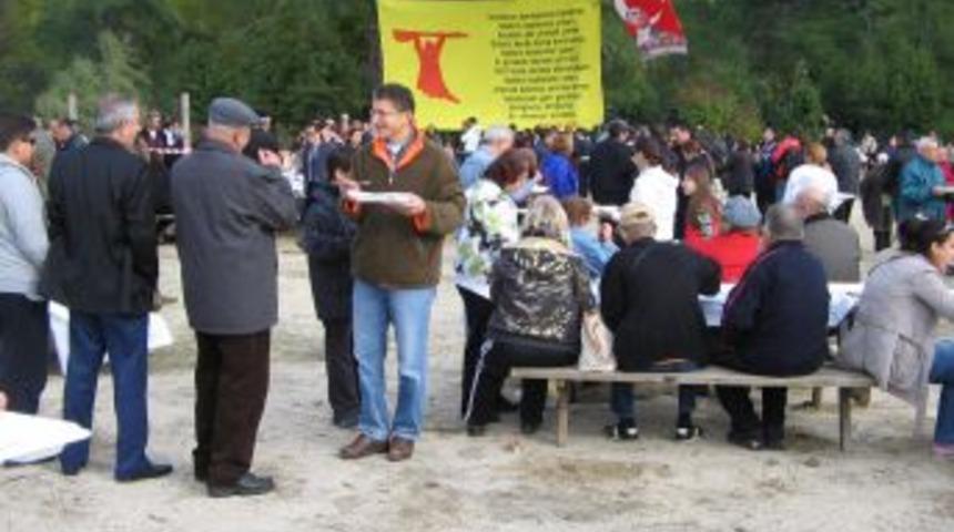 Marmaris Pir Sultan Abdal Derneği, Aşure Etkinliği D&uuml;zenledi