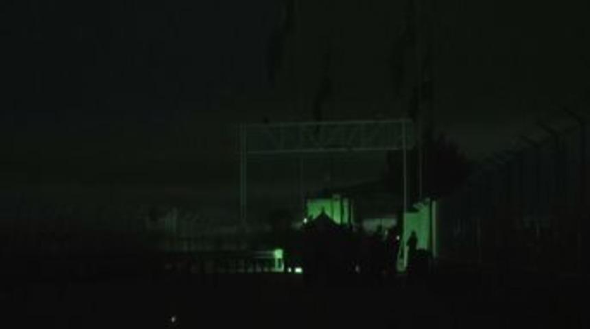 Azez'de Patlamalar: 1 Cami Ile 5 Ev Yıkıldı