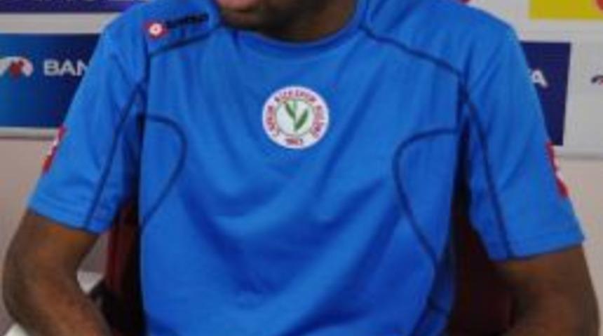 &Ccedil;aykur Rizespor&rsquo;lu Golc&uuml; Ameliyat Oldu