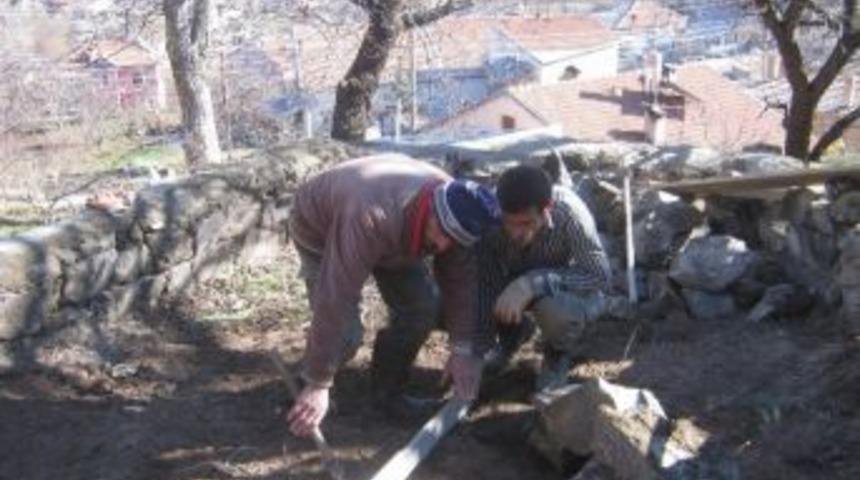 Yatırı G&uuml;n Y&uuml;z&uuml;ne &Ccedil;ıkarmak İ&ccedil;in Yardım Bekliyorlar