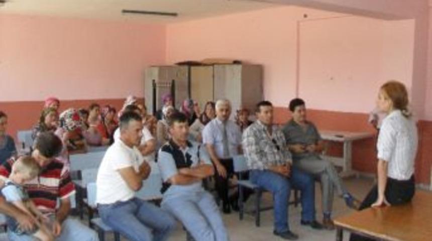 Saruhanlı&rsquo;da Velilere Seminer