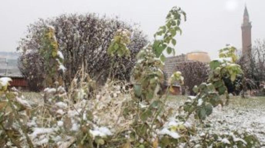 Kırşehir&rsquo;de Kar Yağışı Başladı