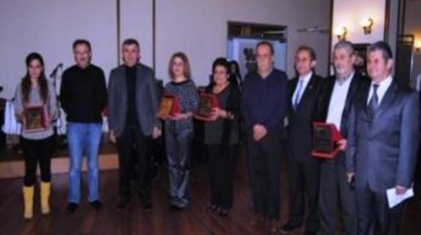 Ak&ccedil;akoca Eğitim-sen: "m&uuml;cadelemiz S&uuml;recek"