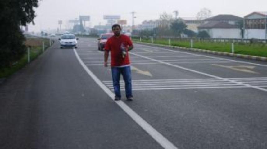 Engelli İş&ccedil;i Kendini Yakmak İstedi