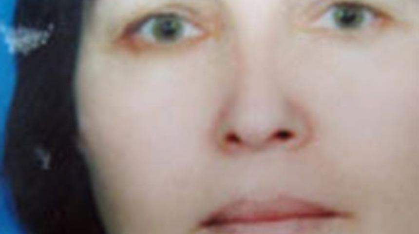 Emekli başkomiser eşini &ouml;ld&uuml;rd&uuml;