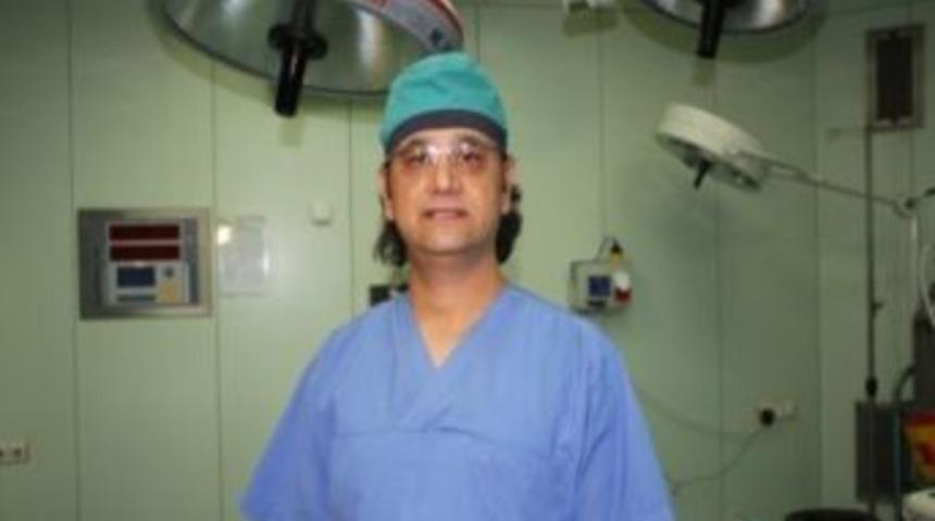 K&uuml;tahya&rsquo;da İlk Kez Laparoskopik Y&ouml;ntemle B&ouml;brek Ameliyatı Yapıldı