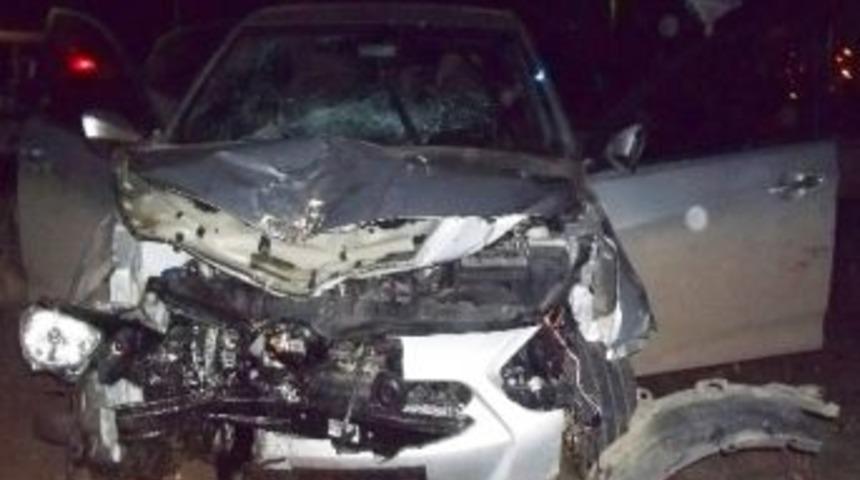 Hisarcık'ta Trafik Kazası: 2 Yaralı