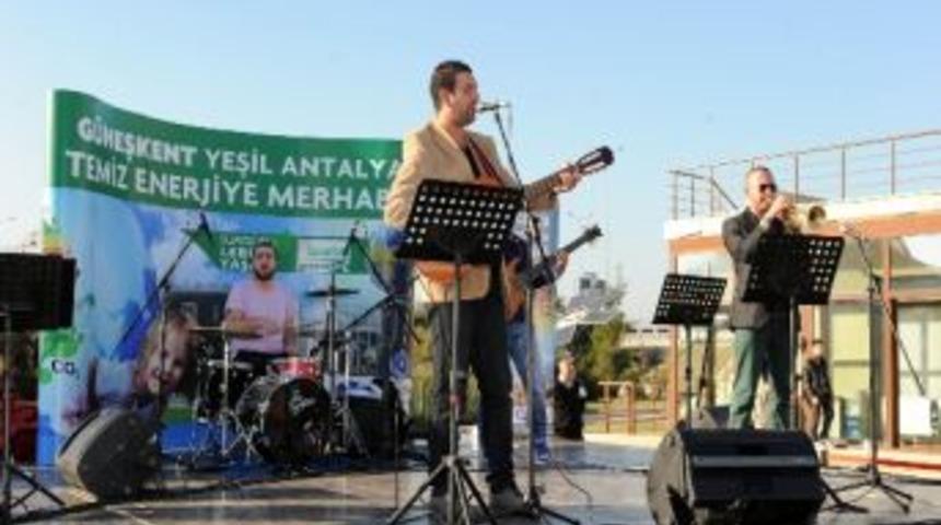 G&uuml;neşev'de &lsquo;enerjik&rsquo; Konser