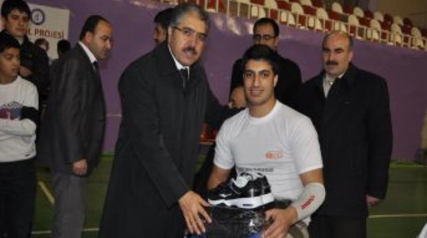 Engellilere Malzeleme Dağıtımı Yapıldı