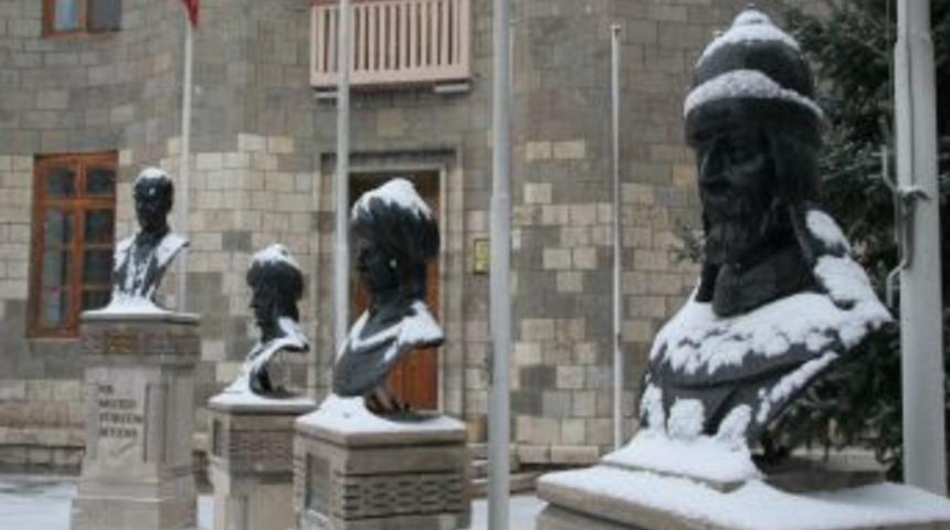 Erzincan Beyaza B&uuml;r&uuml;nd&uuml;