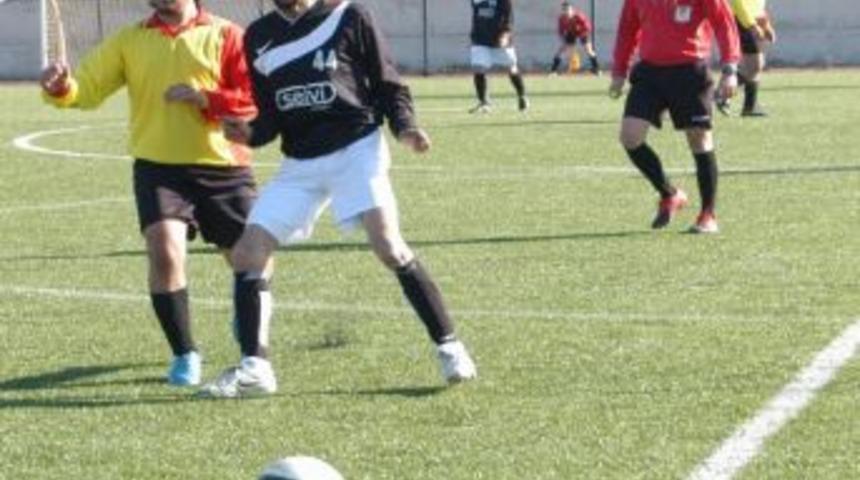 S&uuml;per Amat&ouml;r K&uuml;me