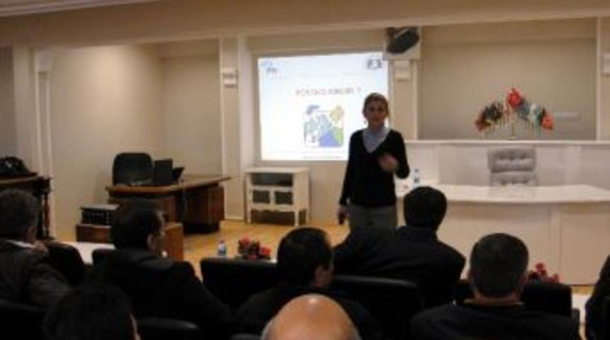 Ptt Personeline &ldquo;g&uuml;ler Y&uuml;z&rdquo; Semineri