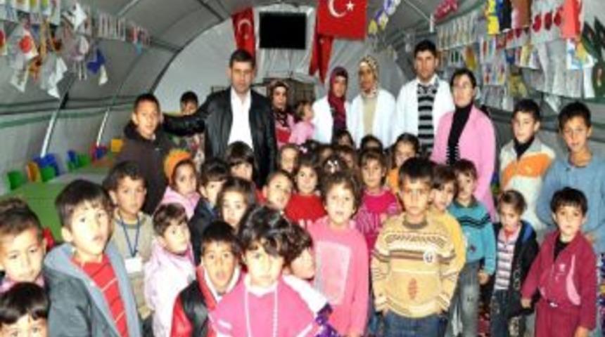 (&ouml;zel Haber) Suriyeli M&uuml;lteciler Eğitimlerine Devam Ediyor