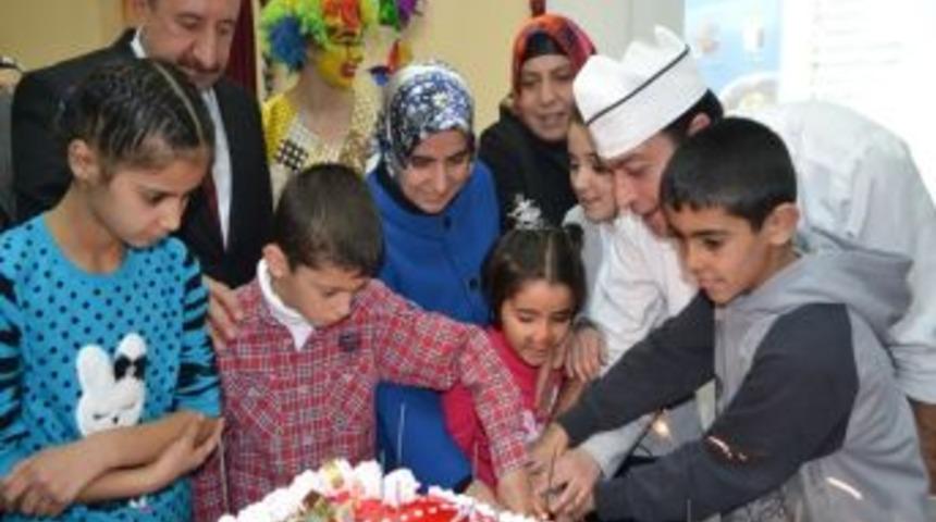 Sevgi Evi &Ccedil;ocuklarının Doğum G&uuml;n&uuml; Heyecanı