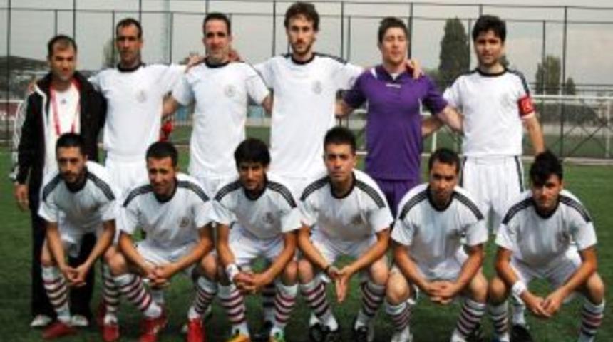 S&uuml;per Amat&ouml;r K&uuml;me