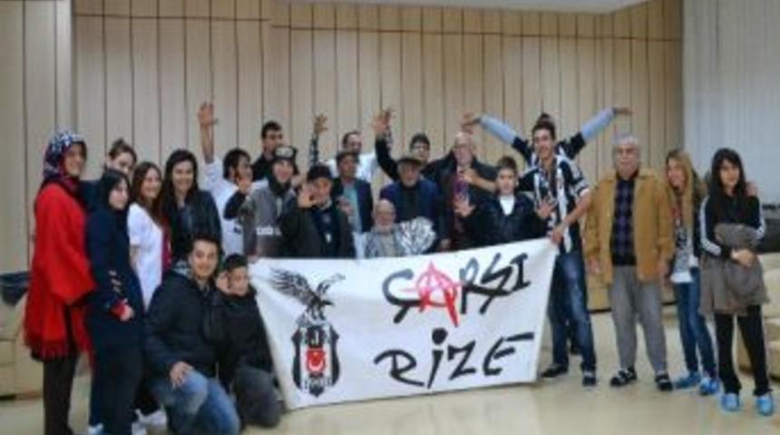 &Ccedil;arşı Rize'de Bunu Hep Yapıyor