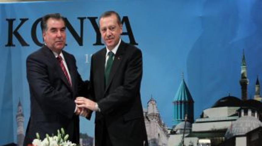 Erdoğan, Tacik Lider Rahman Ile G&ouml;r&uuml;ş&uuml;yor