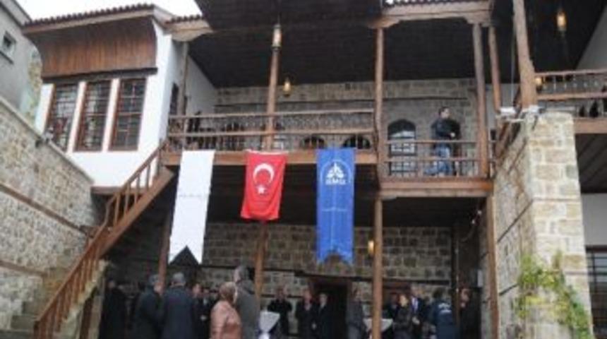 Tarihi Doku Canlanıyor