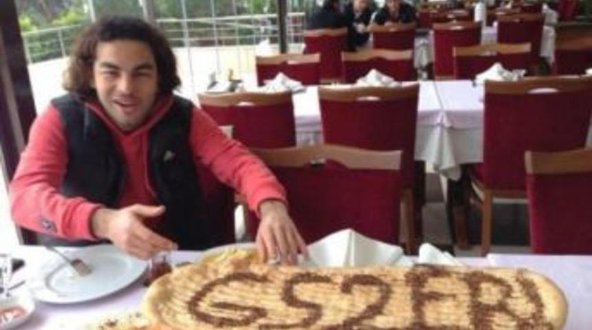 Selçuk İnan'a Galibiyet Pidesi