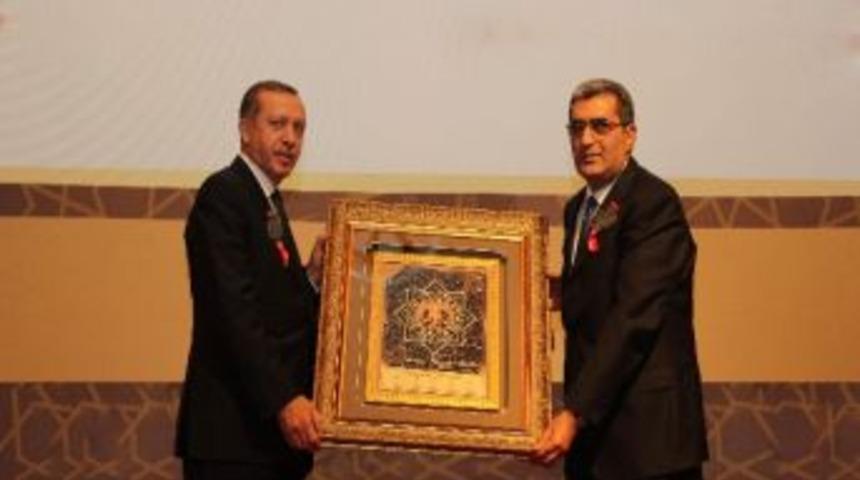 Konya Şeker'e &Uuml;&ccedil; &Ouml;d&uuml;l