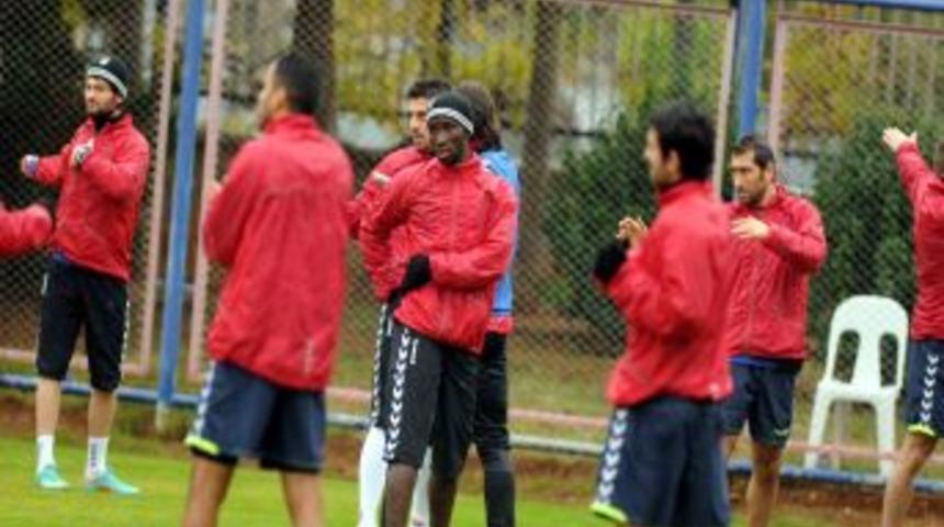 Mersin İdmanyurdu, Antalyaspor Ma&ccedil;ına Yeni Teknik Direkt&ouml;rle &Ccedil;ıkacak