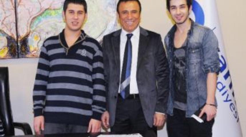 Gen&ccedil;'ten Gen&ccedil;lere Tam Destek