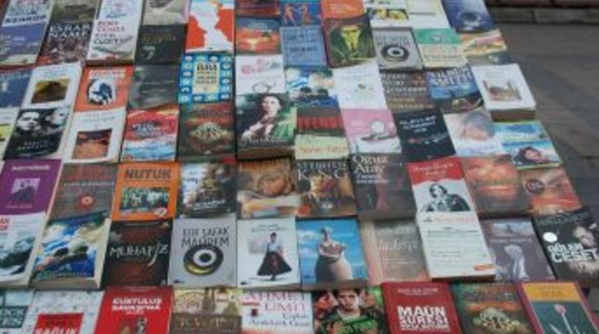 Başkent'te Korsan Kitap Operasyonu