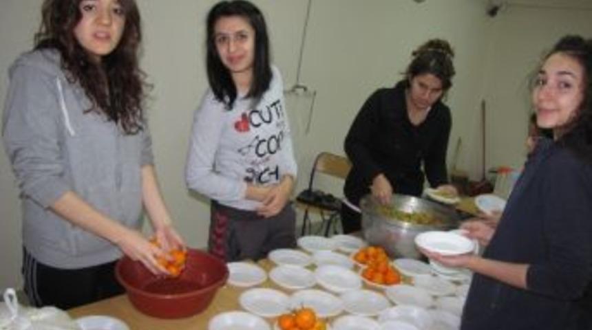 &Ouml;ğretmenlerden &Ouml;ğrencilere Yerli Malı Haftası Etkinliği