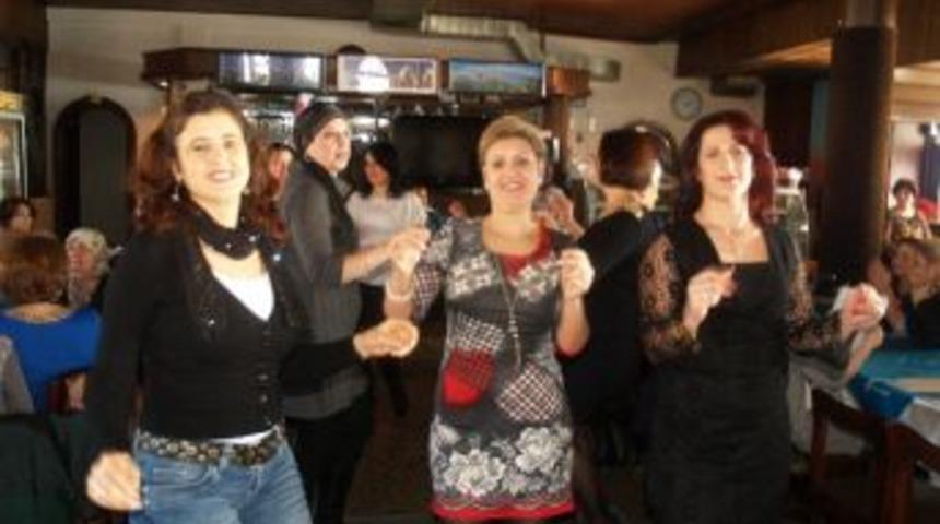 &Ouml;ğrenci Velileri Okul &Ccedil;ayında Buluştu