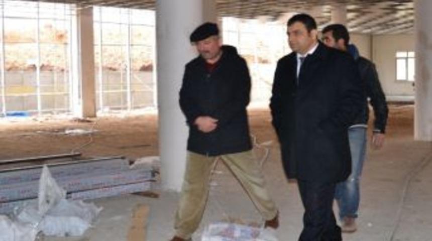 La&ccedil;iner İibf K&uuml;t&uuml;phanesi İnşaatında İncelemelerde Bulundu