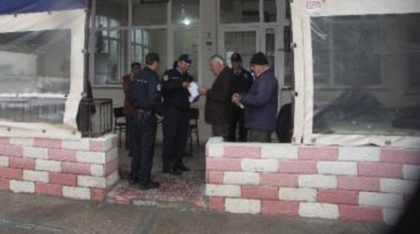 Polisten "tele Dolandırıcılar"a Karşı Broş&uuml;rl&uuml; Uyarı