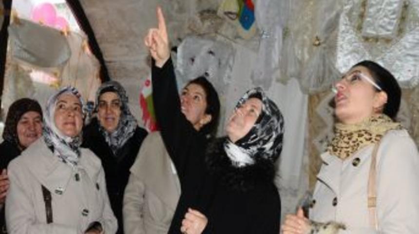 Fakir &Ouml;ğrenciler I&ccedil;in Kermes A&ccedil;ıldı