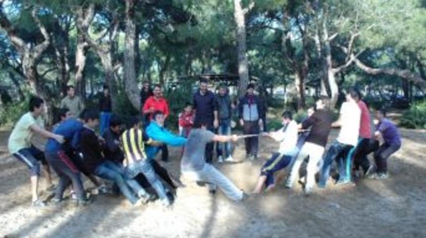 Anadolu Gen&ccedil;lik'ten Yerli Malı Pikniği