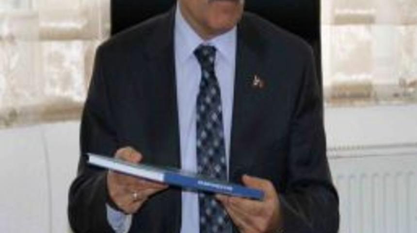 Iğdır Valisi Pek: T&uuml;rkiye'nin 3 &Uuml;lkeye Sınırı Olan Tek Iliyiz