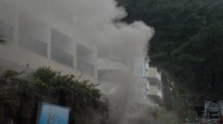 Otelin Spa Merkezinde &Ccedil;ıkan Yangın Korkuttu