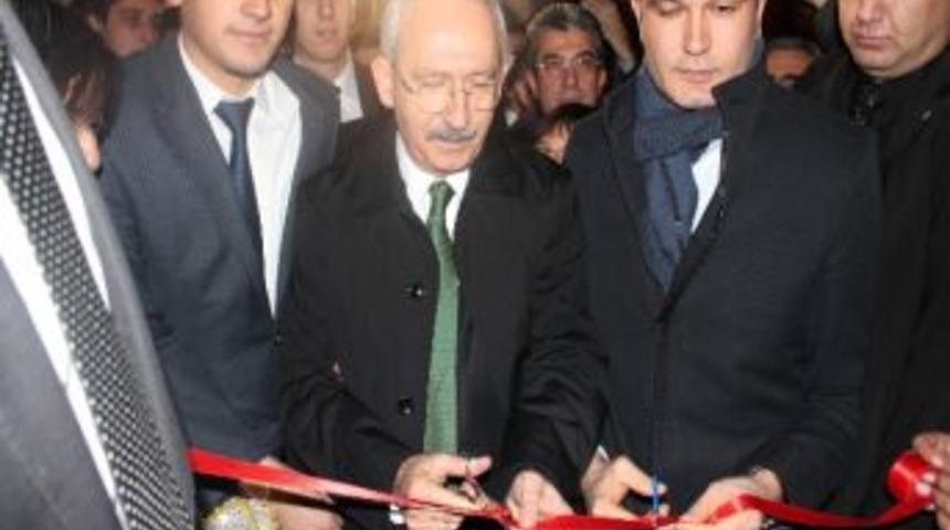 Kılı&ccedil;daroğlu 65. Yaş G&uuml;n&uuml;n&uuml; Kutladı