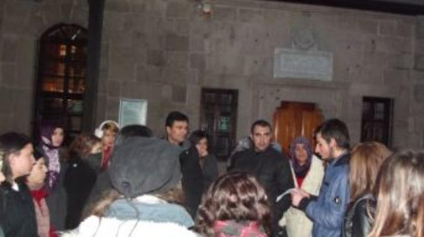 İskilip MYO Ilk Restorasyon Gezisini Ankara'ya D&uuml;zenledi