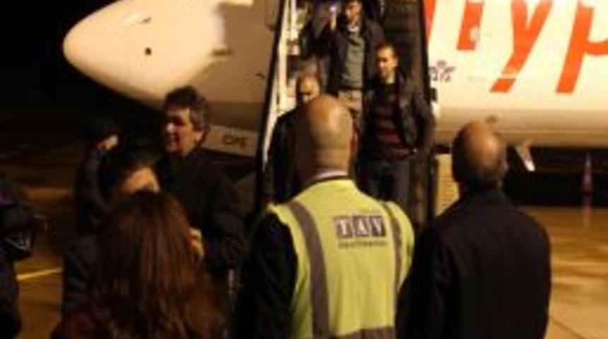 Alanya Gazipaşa Havaalanı'na I&ccedil; Hat U&ccedil;uşları Başladı