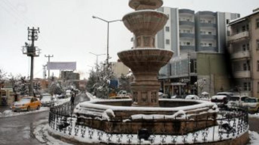 Midyat&rsquo;ta Mevsimin Ilk Karı Yağdı