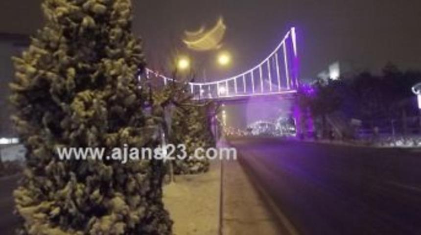 Elazığ beyaza b&uuml;r&uuml;nd&uuml;