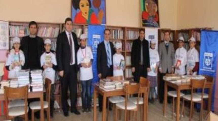 Bilgievi &Ouml;ğrencilerinden &Ouml;rnek Davranış