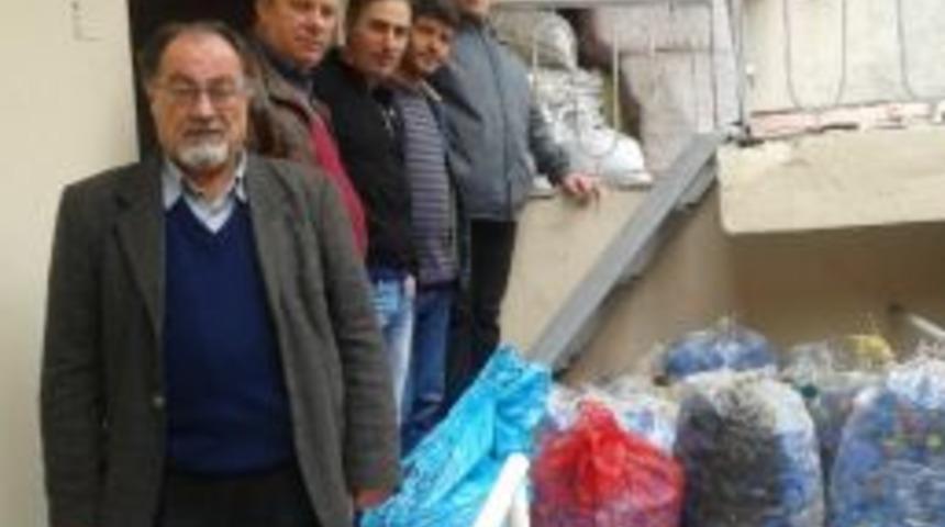 Esnaftan Engellilere 150 Bin Plastik Kapak Desteği